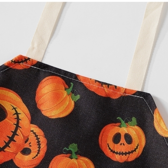 Mommy and Me‎ Halloween Aprons(NWOT) - Picture 6 of 7